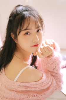 美丽小蜜桃4中英文字